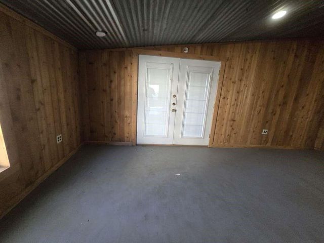 600 E Fayle Street, Baytown, TX 77520