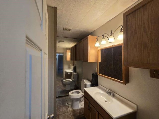 600 E Fayle Street, Baytown, TX 77520