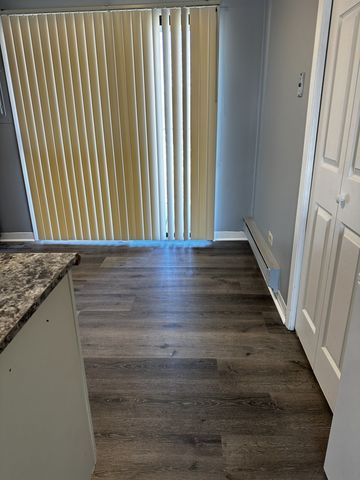 190 S Waters Edge Drive 302, Glendale Heights, IL 60139