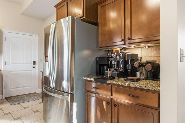 1801 CALEDON CT, Columbia, MO 65203