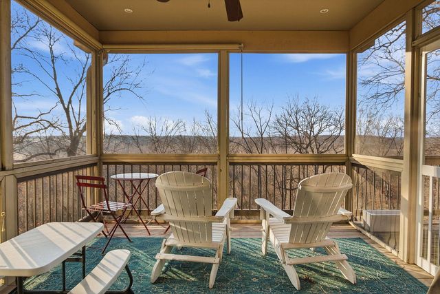 1801 CALEDON CT, Columbia, MO 65203