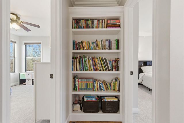 1801 CALEDON CT, Columbia, MO 65203