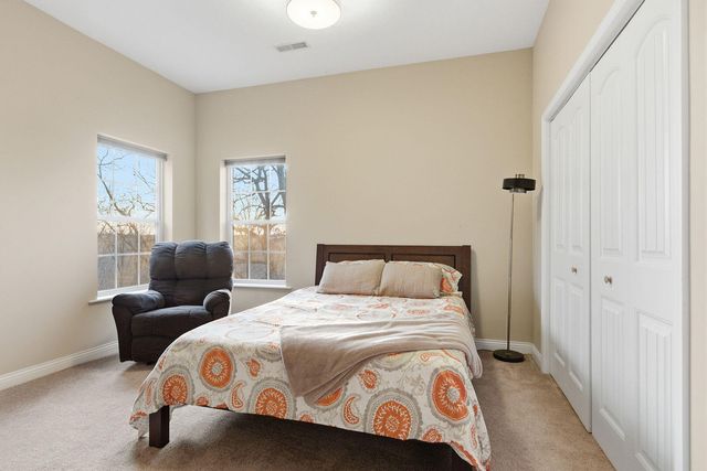 1801 CALEDON CT, Columbia, MO 65203