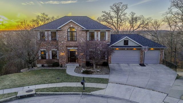 1801 CALEDON CT, Columbia, MO 65203
