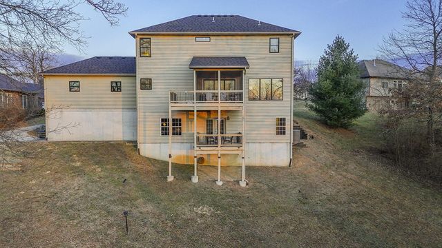 1801 CALEDON CT, Columbia, MO 65203