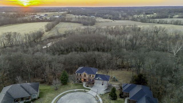 1801 CALEDON CT, Columbia, MO 65203