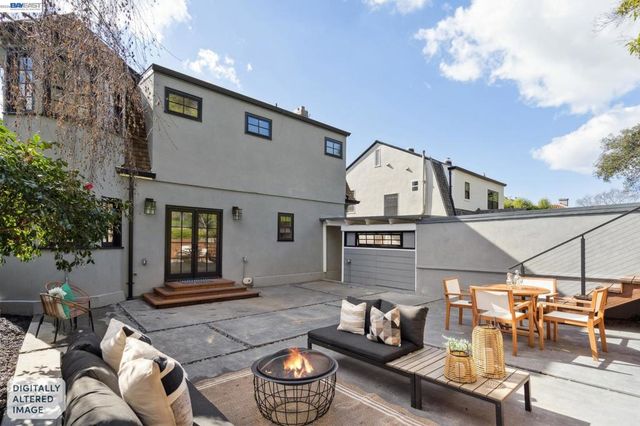 800 Trestle Glen Rd, Oakland, CA 94610