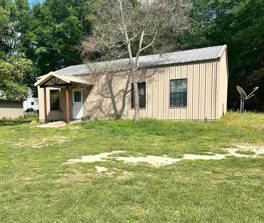 11615 US HWY 271 S, Gladewater, TX 75647
