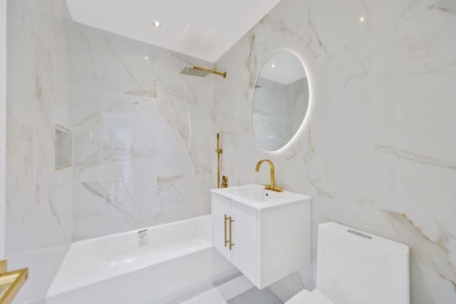 3349 El Vedado Court, West Palm Beach, FL 33405