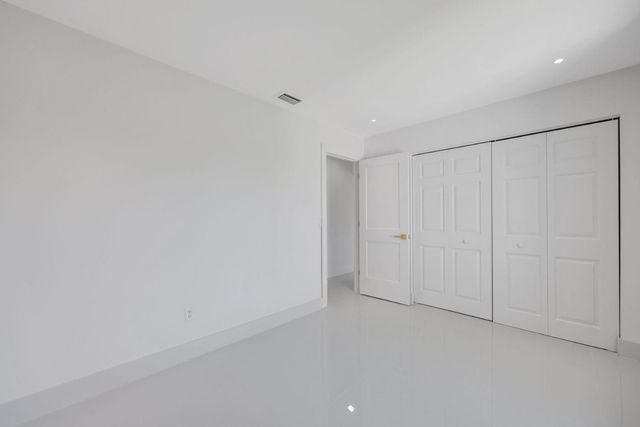 3349 El Vedado Court, West Palm Beach, FL 33405