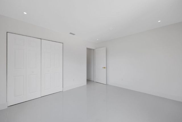 3349 El Vedado Court, West Palm Beach, FL 33405