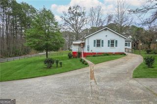 1105 Lakeshore Drive, Jonesboro, GA 30236