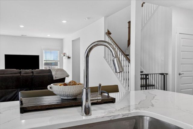 332 Calm Water Way, Summerville, SC 29486