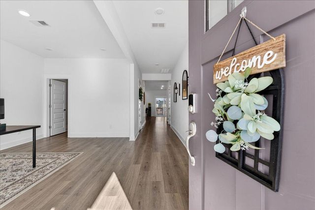 332 Calm Water Way, Summerville, SC 29486