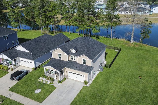 332 Calm Water Way, Summerville, SC 29486