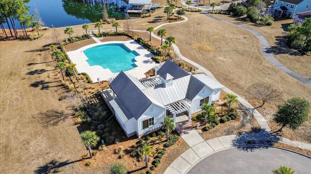 332 Calm Water Way, Summerville, SC 29486