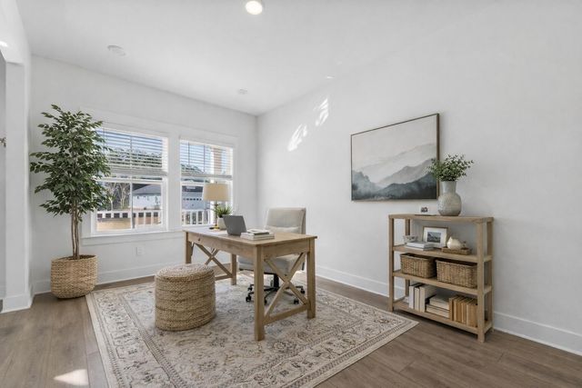 332 Calm Water Way, Summerville, SC 29486