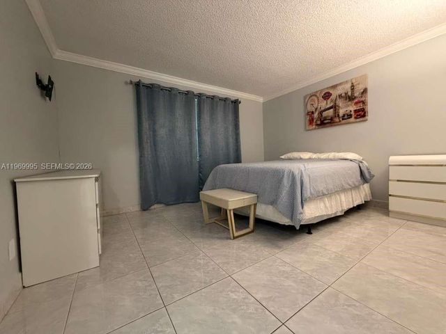 301 SE 3rd St 109, Dania Beach, FL 33004