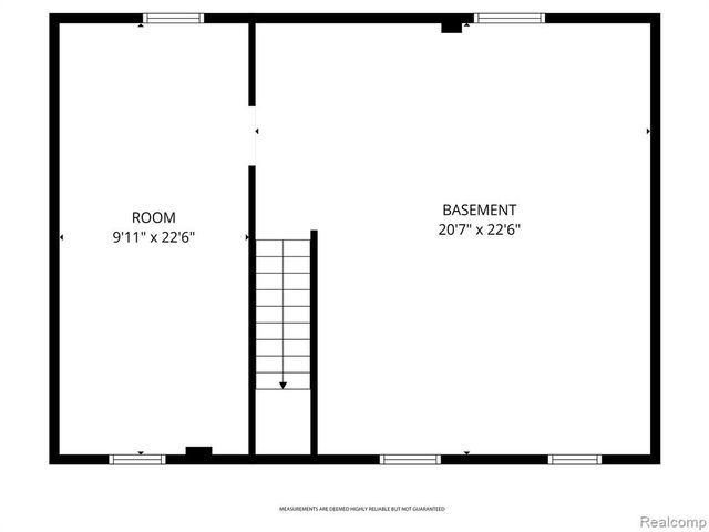 29901 Kelly Road, Roseville, MI 48066