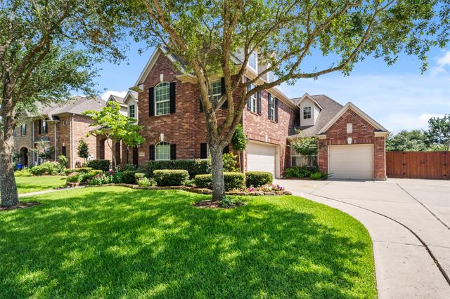 2405 Pebble Lodge Lane, Friendswood, TX 77546