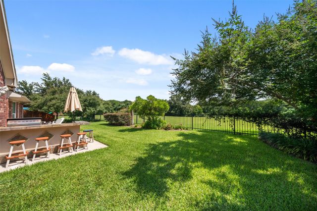 2405 Pebble Lodge Lane, Friendswood, TX 77546