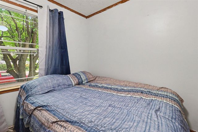 224 S Division Avenue, Fremont, MI 49412