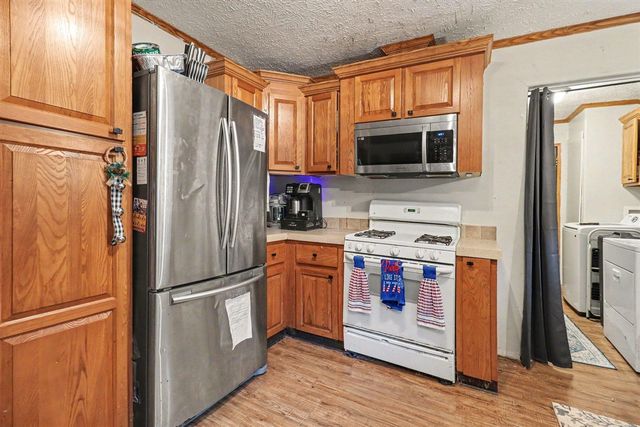 224 S Division Avenue, Fremont, MI 49412