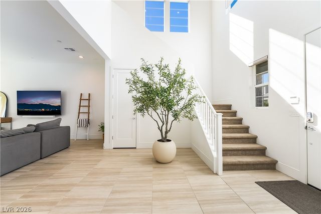 10143 Bismarck Palms Avenue, Las Vegas, NV 89166