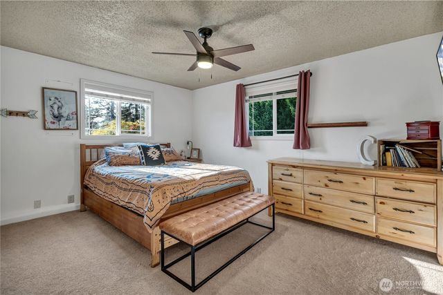 23815 SE 448th Street, Enumclaw, WA 98022