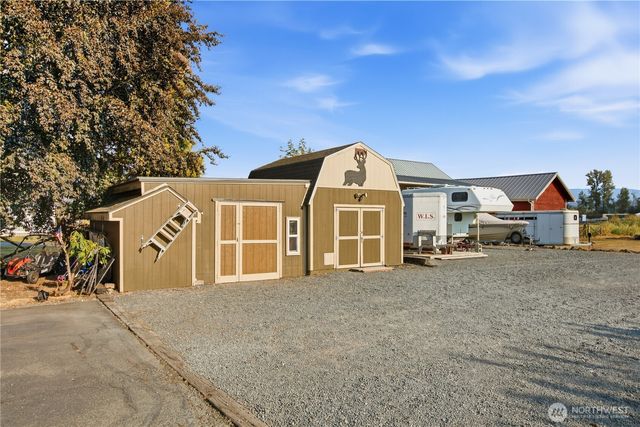 23815 SE 448th Street, Enumclaw, WA 98022