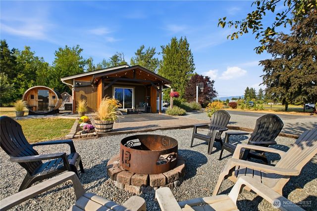 23815 SE 448th Street, Enumclaw, WA 98022