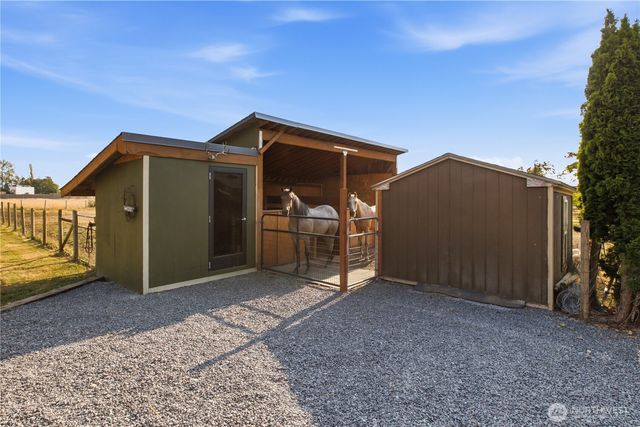23815 SE 448th Street, Enumclaw, WA 98022