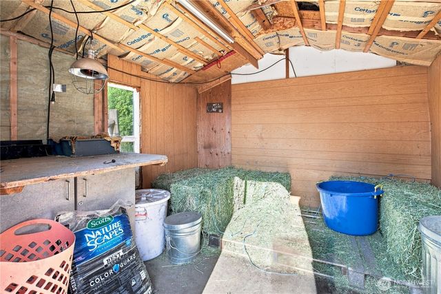 23815 SE 448th Street, Enumclaw, WA 98022