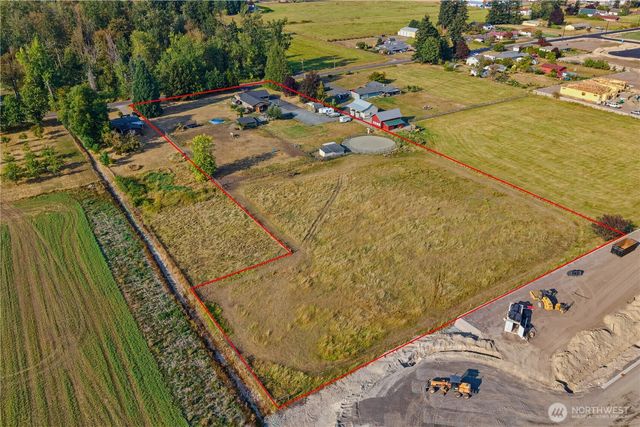 23815 SE 448th Street, Enumclaw, WA 98022