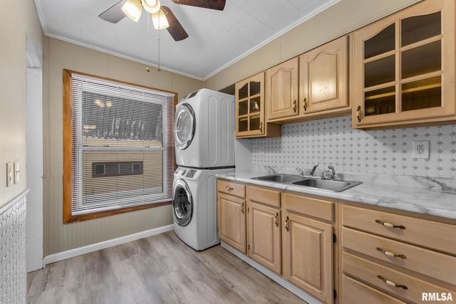 125 S Birchwood Avenue, Davenport, IA 52802