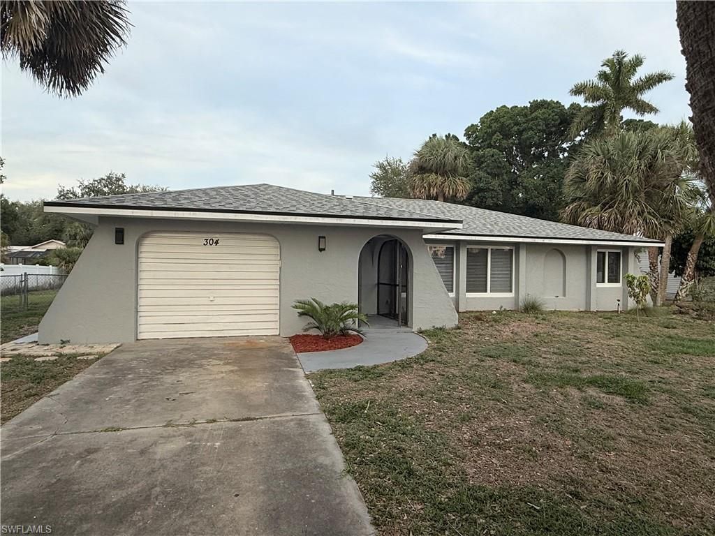 304 North AVE, LEHIGH ACRES, FL 33936 — photo 2