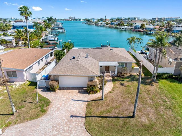 555 115TH AVENUE, Treasure Island, FL 33706