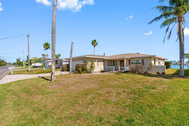 555 115TH AVENUE, Treasure Island, FL 33706