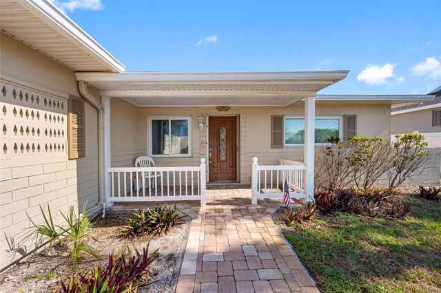 555 115TH AVENUE, Treasure Island, FL 33706