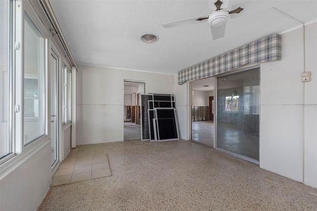 555 115TH AVENUE, Treasure Island, FL 33706