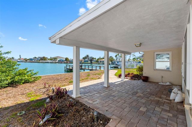 555 115TH AVENUE, Treasure Island, FL 33706