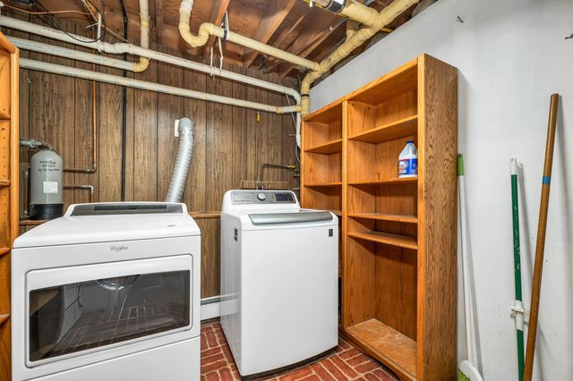 6 Woodland Circle, Bow, NH 03304