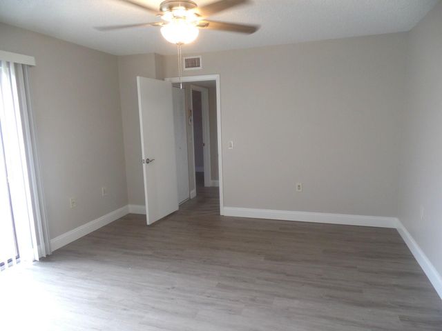 843 Blue Ridge Circle, West Palm Beach, FL 33409