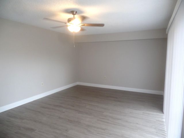 843 Blue Ridge Circle, West Palm Beach, FL 33409