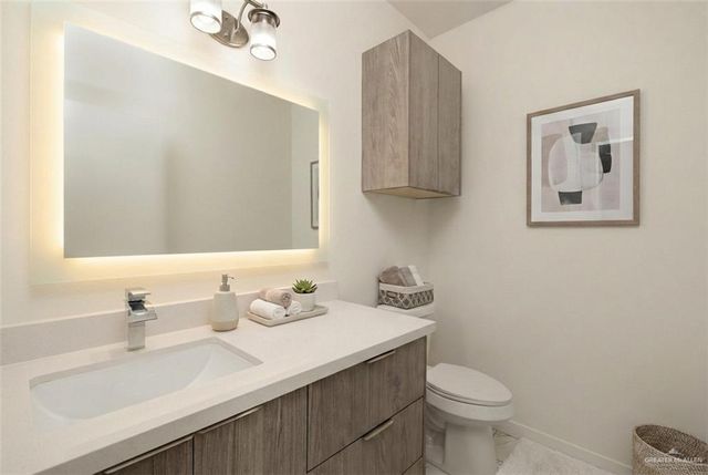 230 W Longoria Drive, Pharr, TX 78577