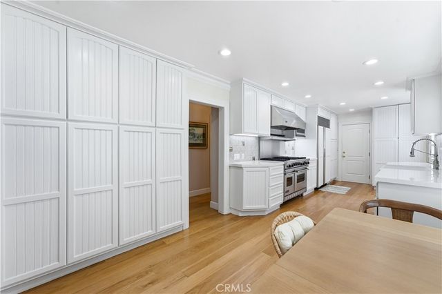 1617 E Balboa Boulevard, Newport Beach, CA 92661