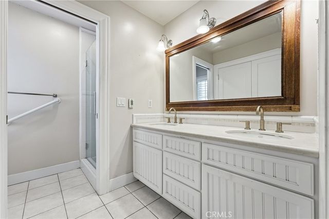 1617 E Balboa Boulevard, Newport Beach, CA 92661