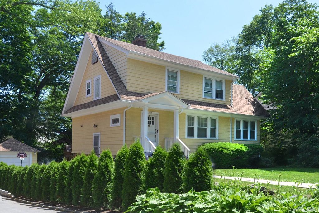 162 Rockingstone Avenue, Larchmont, NY 10538