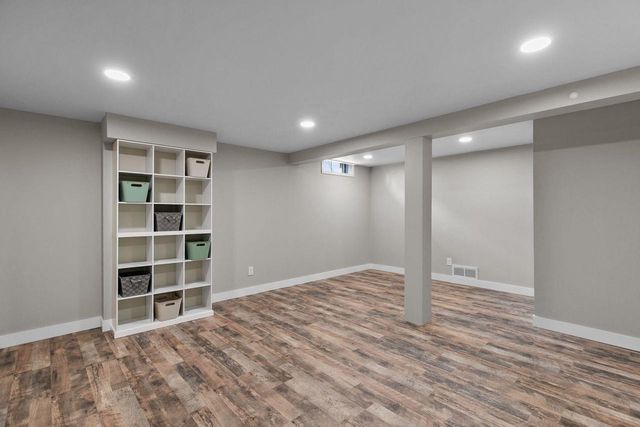 606 S WILD ROSE LANE, Appleton, WI 54914