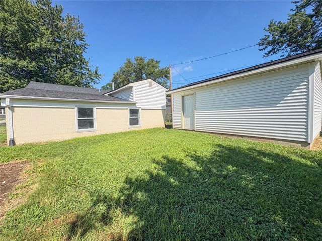 504 E 26th Street S, Newton, IA 50208